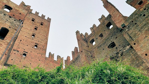 CASTELL'ARQUATO